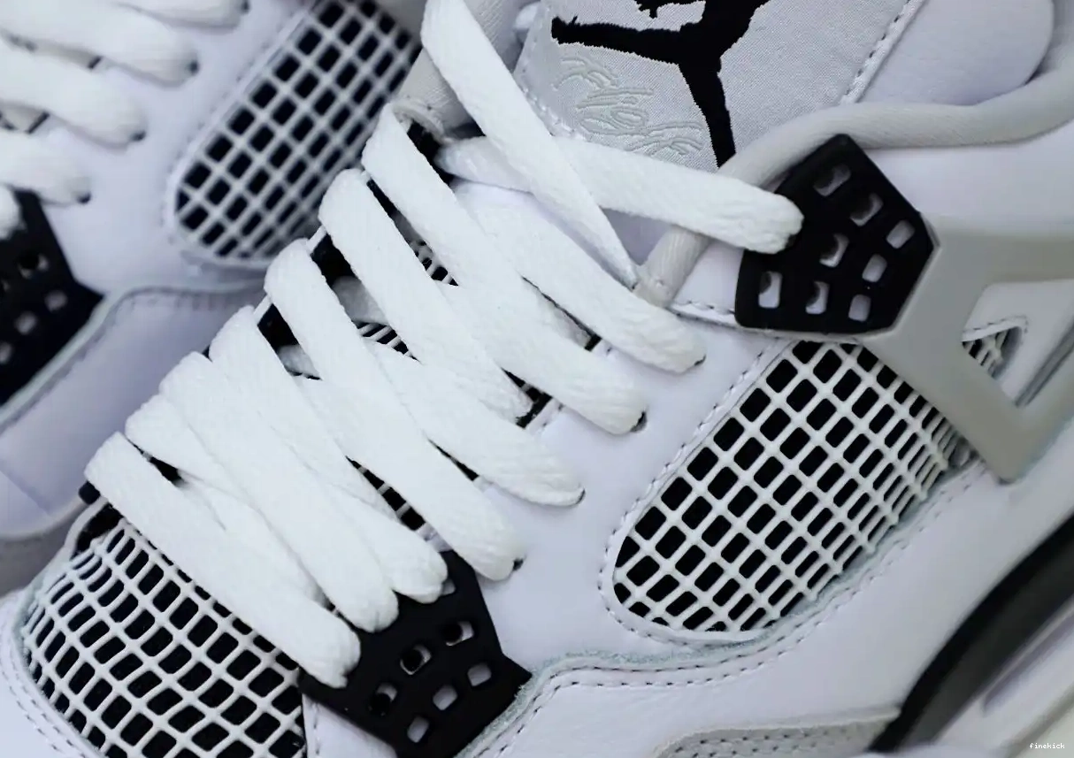 AIR BLACK 4 JORDAN MILITARY 0419